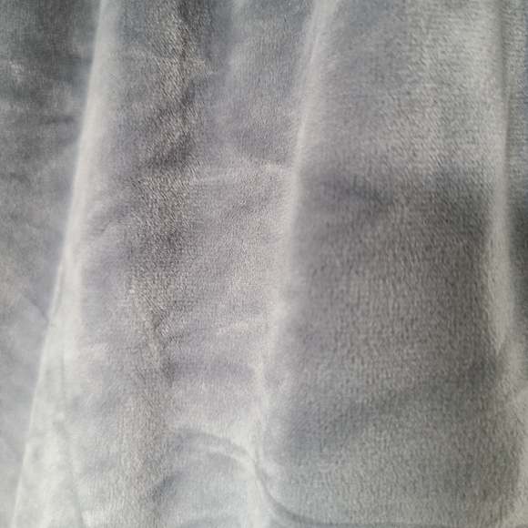 Loveseat Sofa Covers (3pcs with 1 long elastic clip band to secure cover) - Picture 6 of 8